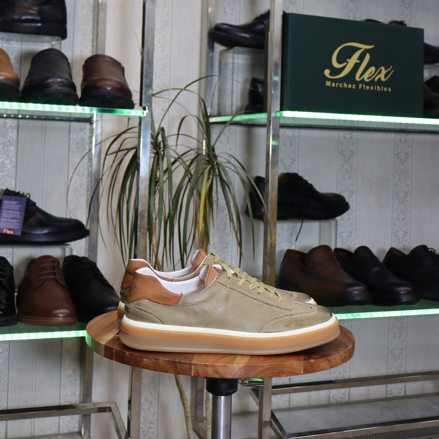 Basket En Cuir Beige - Tadla