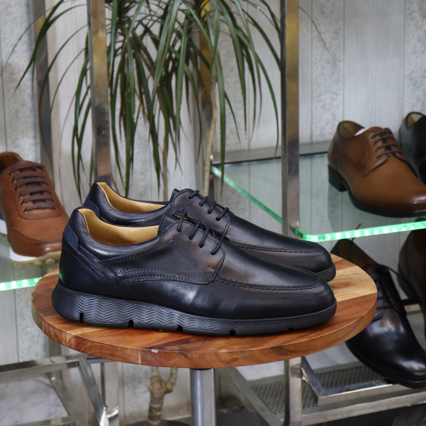 Basket_En_Cuir_Noir_Pour_Homme_-_._Kokoe