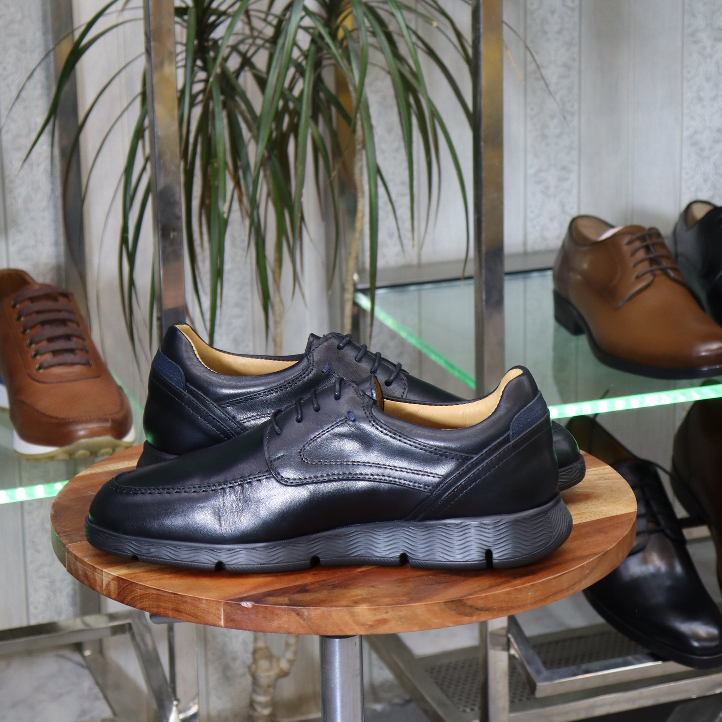 Basket_En_Cuir_Noir_Pour_Homme_-_._Kokoe