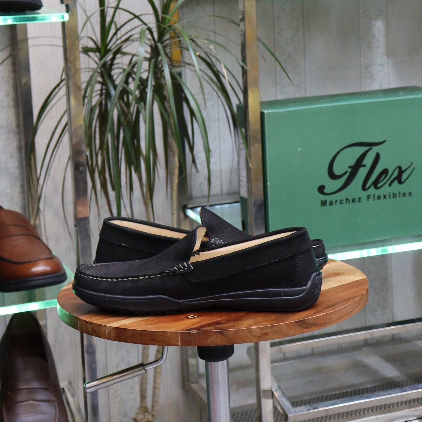 Mocassin en Cuir Noir nubuck - Achille