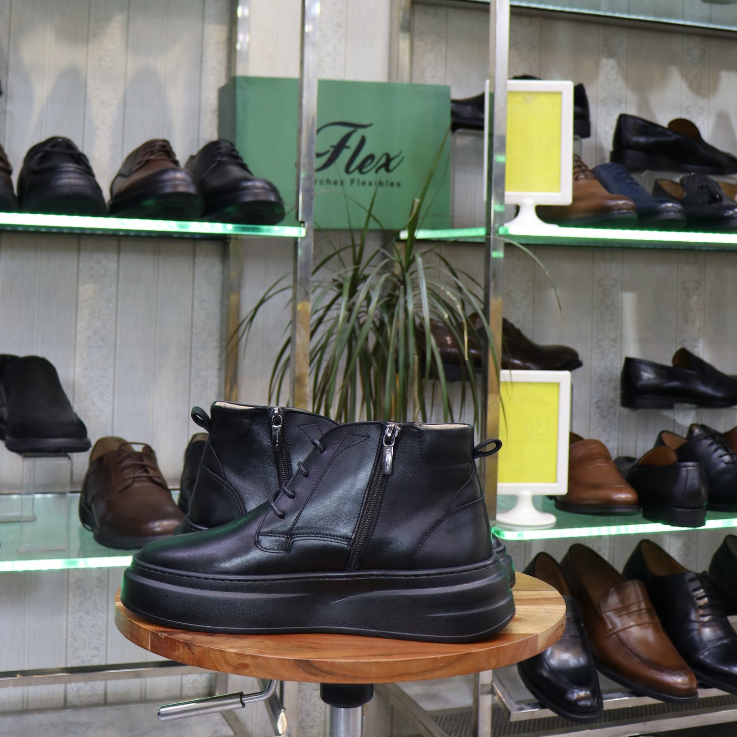 Bottine En Cuir Noir - Berroum
