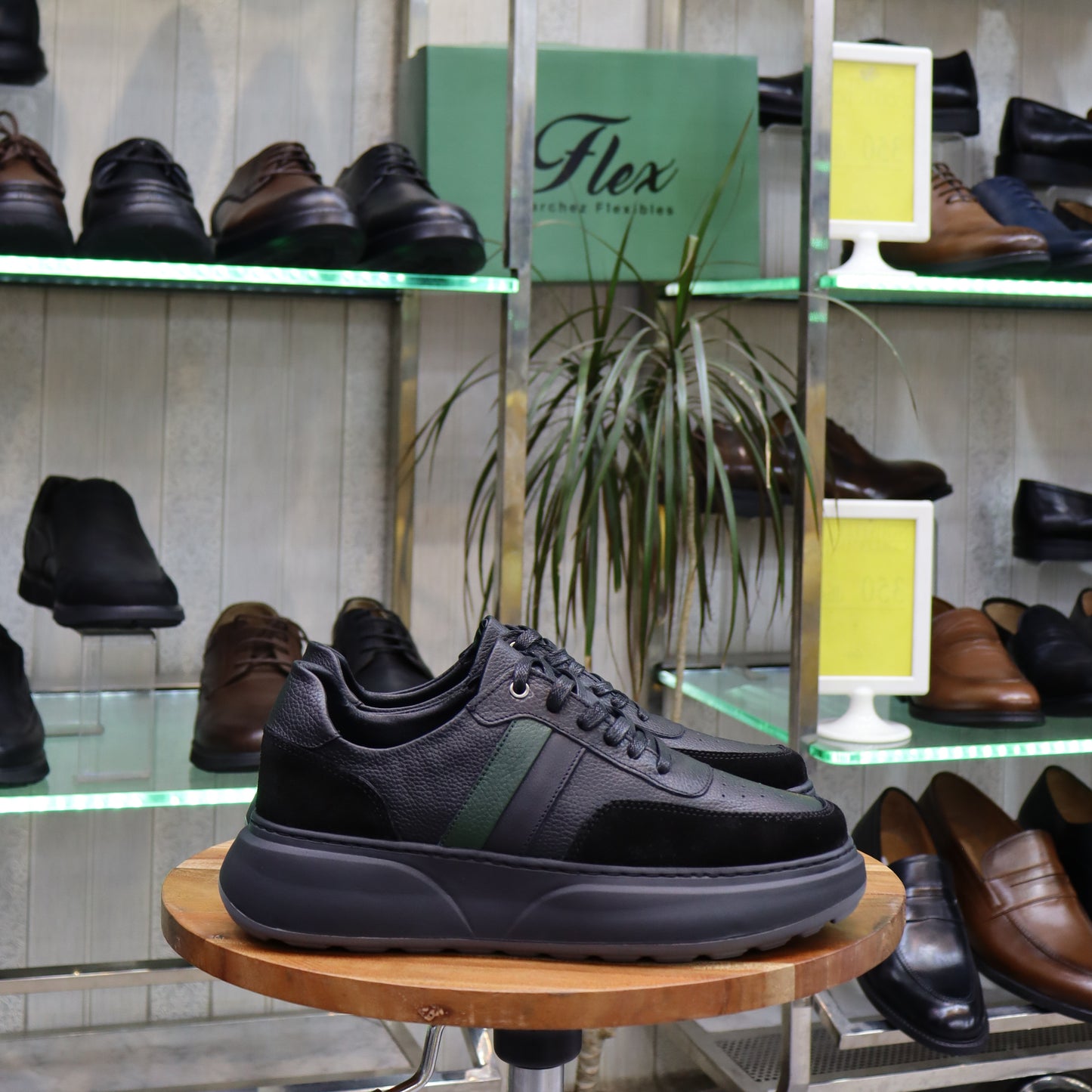 Basket En Cuir Noir - Azghar