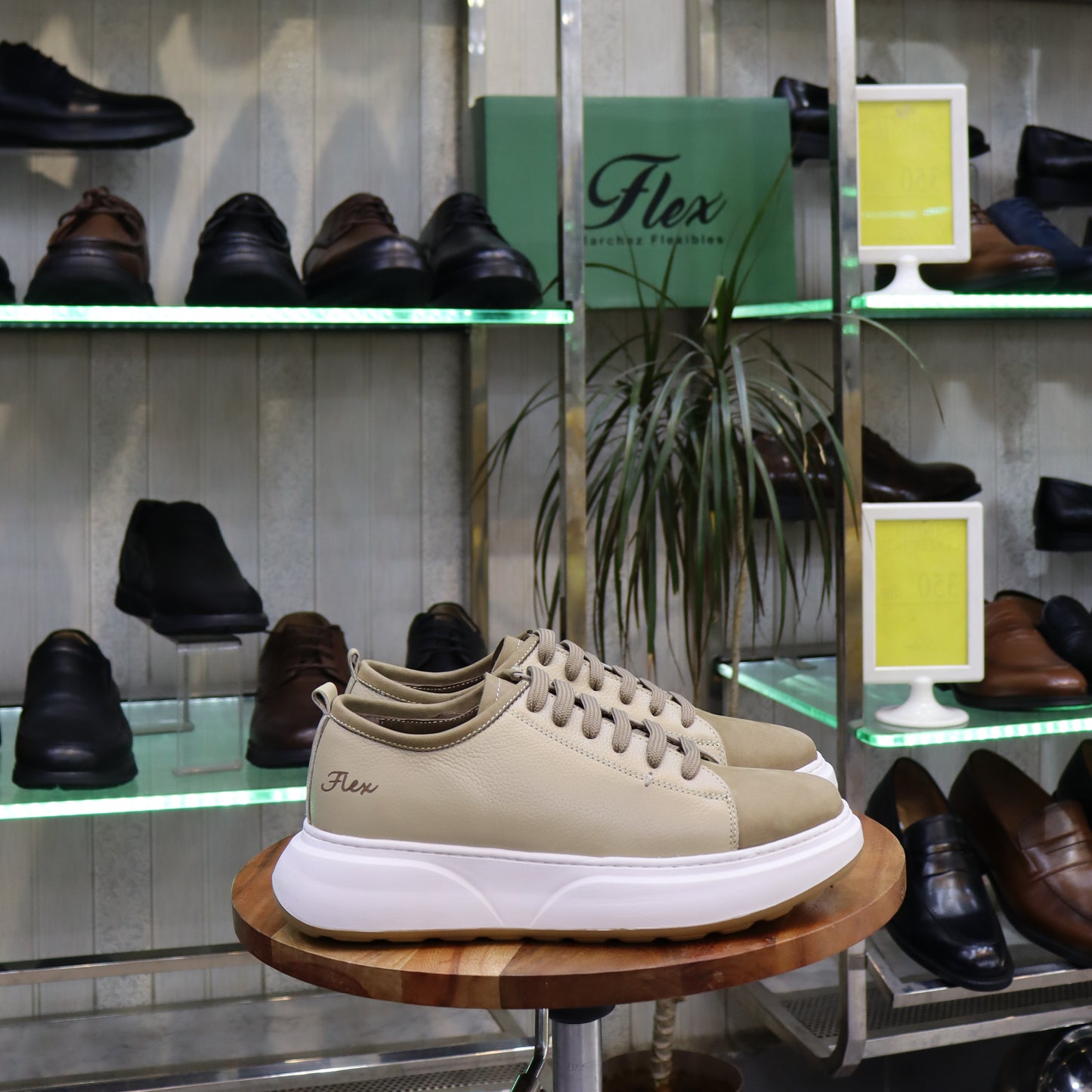 Basket En Cuir Beige - Cala