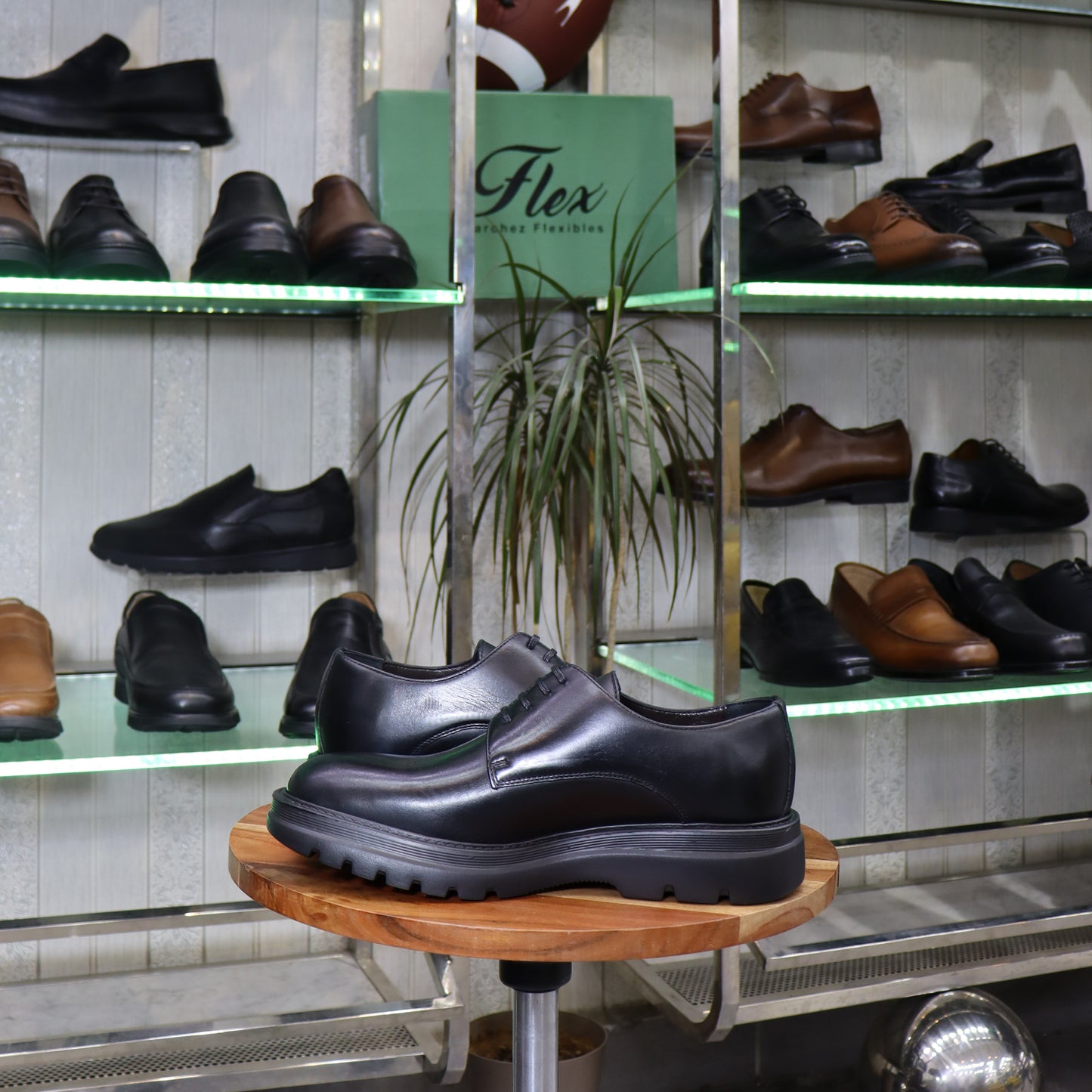 Chaussures Derby Homme En Cuir Noir – Semelle EVA FlexShoes - Peter