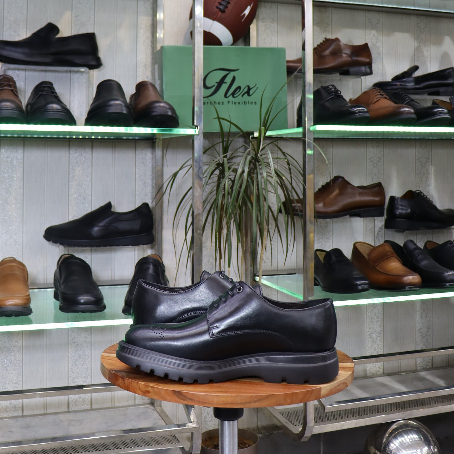 Chaussures Derby Homme En Cuir Noir – Semelle EVA | FlexShoes - Leanardo