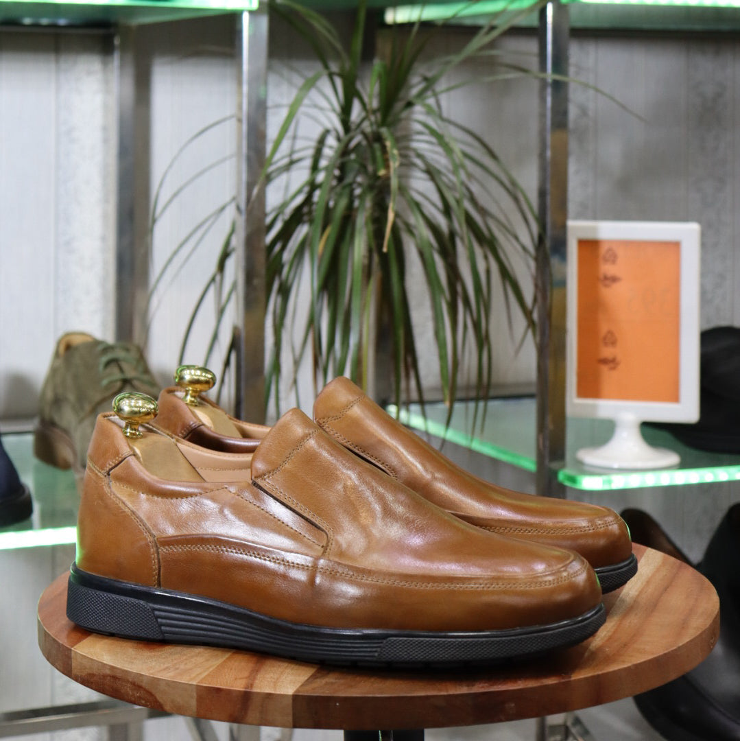 Mocassin En Cuir homme en cuir naturel - Flexshoes, confort et style marocain