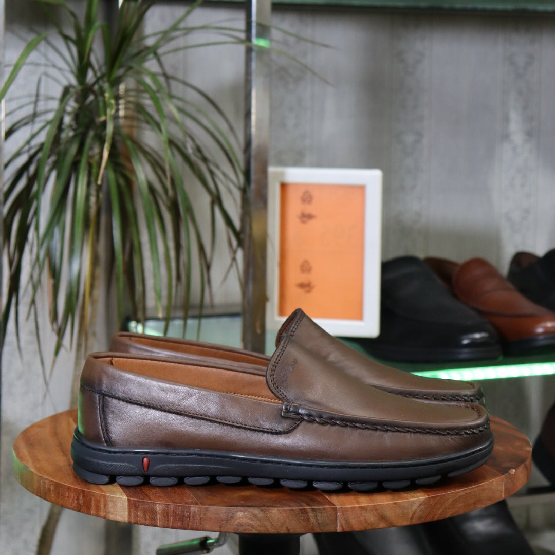 Mocassin En Cuir homme en cuir naturel - Flexshoes, confort et style marocain