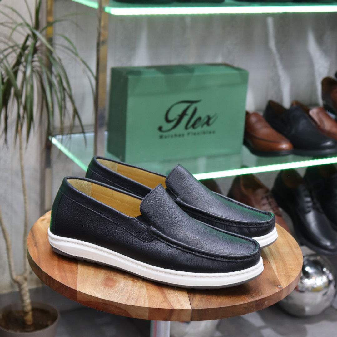 Mocassin Noir En Cuir Saul