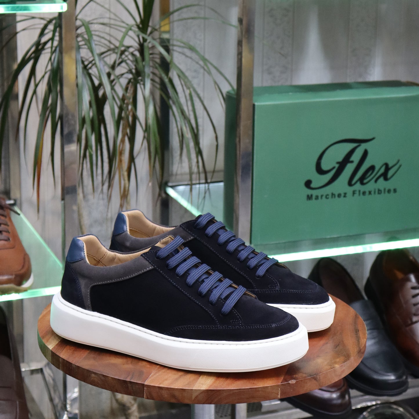 Basket En Cuir Bleu Nubuck - Vigo