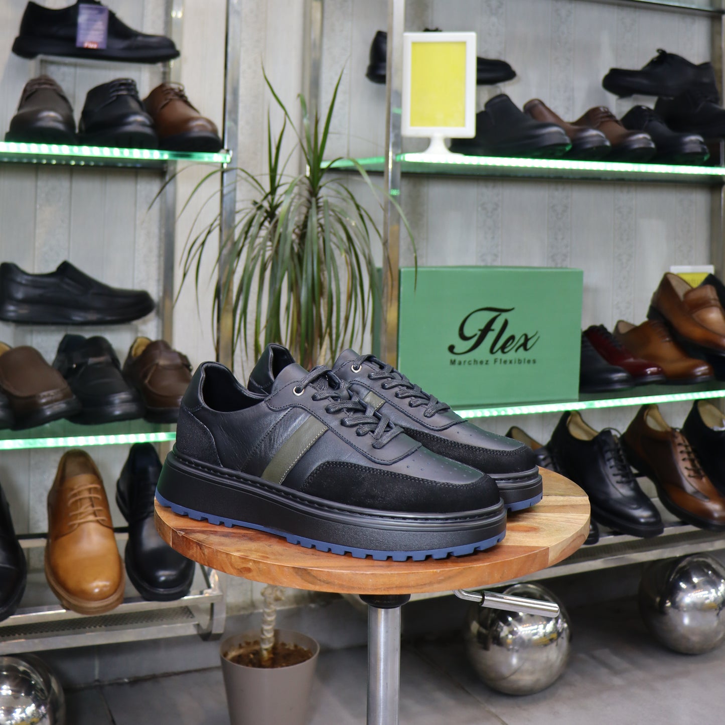 Basket  En Cuir Noir N -  Azghar