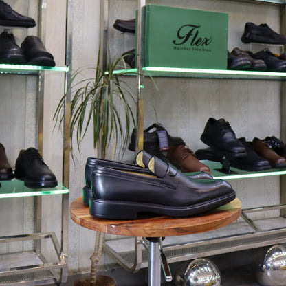 Mocassin penny loafer noir en cuir pour homme - Flexshoes