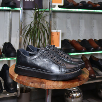 Kooper - Basket en cuir noir lisse