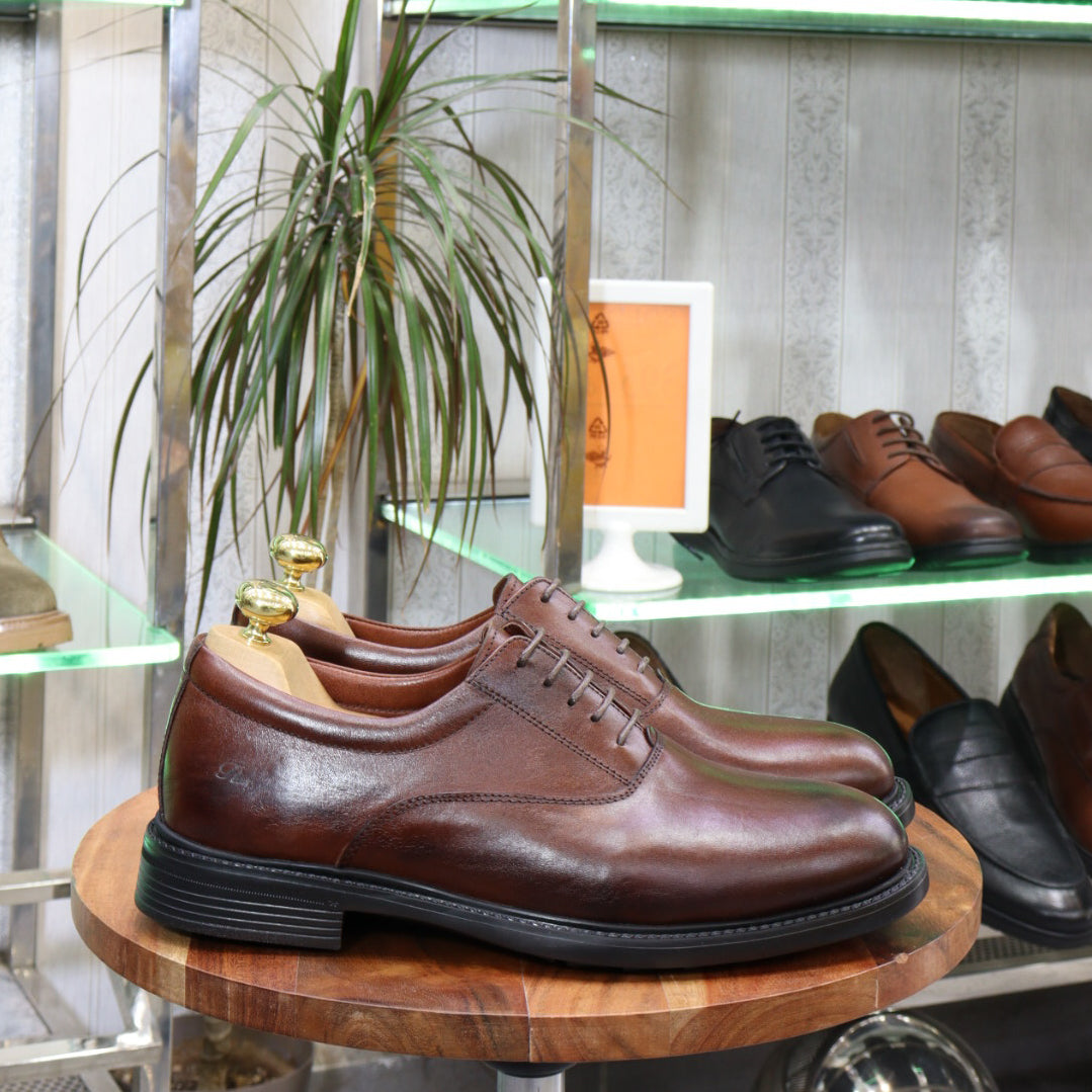 Chaussures Classiques en Cuir Marron Brossé