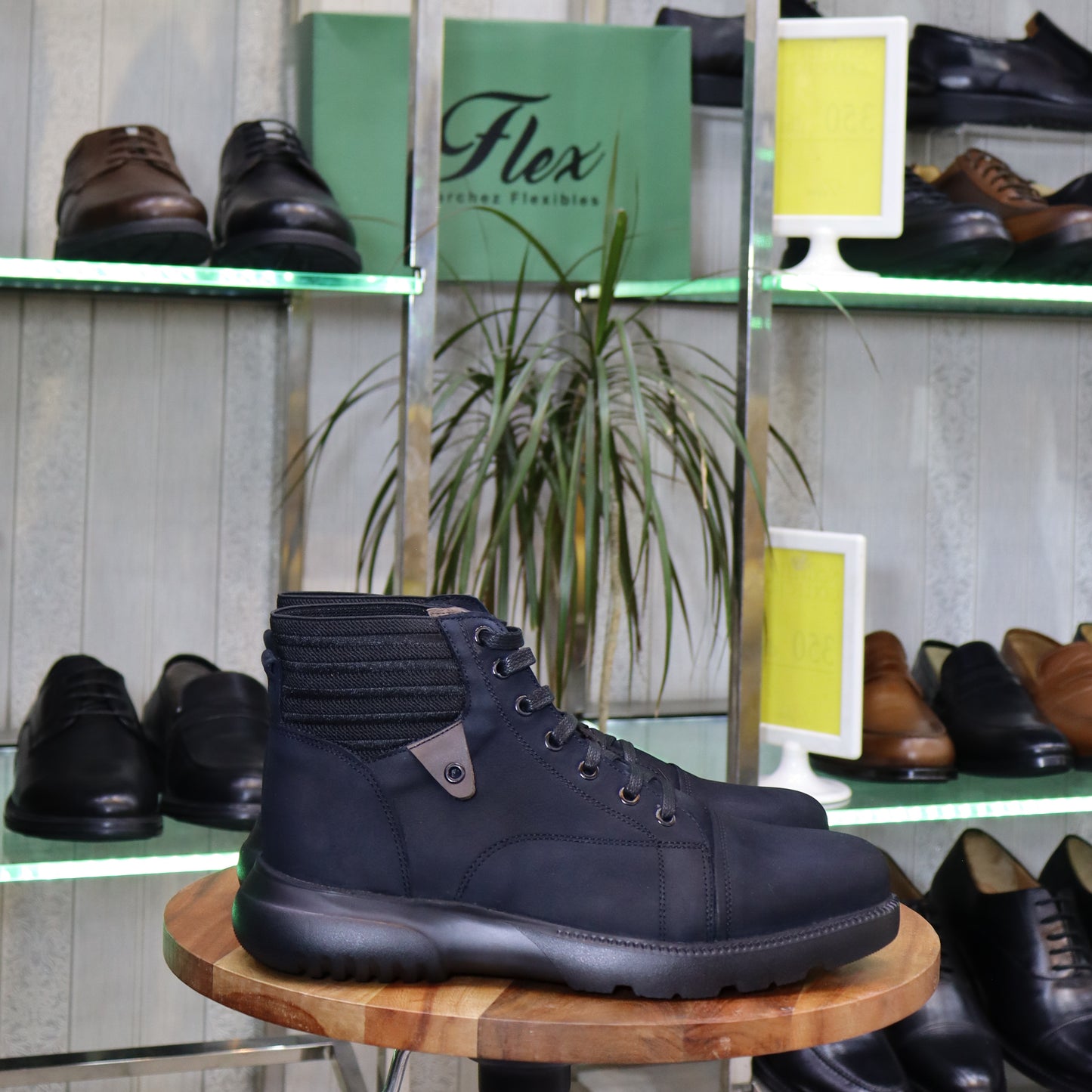 Bottine Chelsea En Cuir Noir Nubuck - Assaka