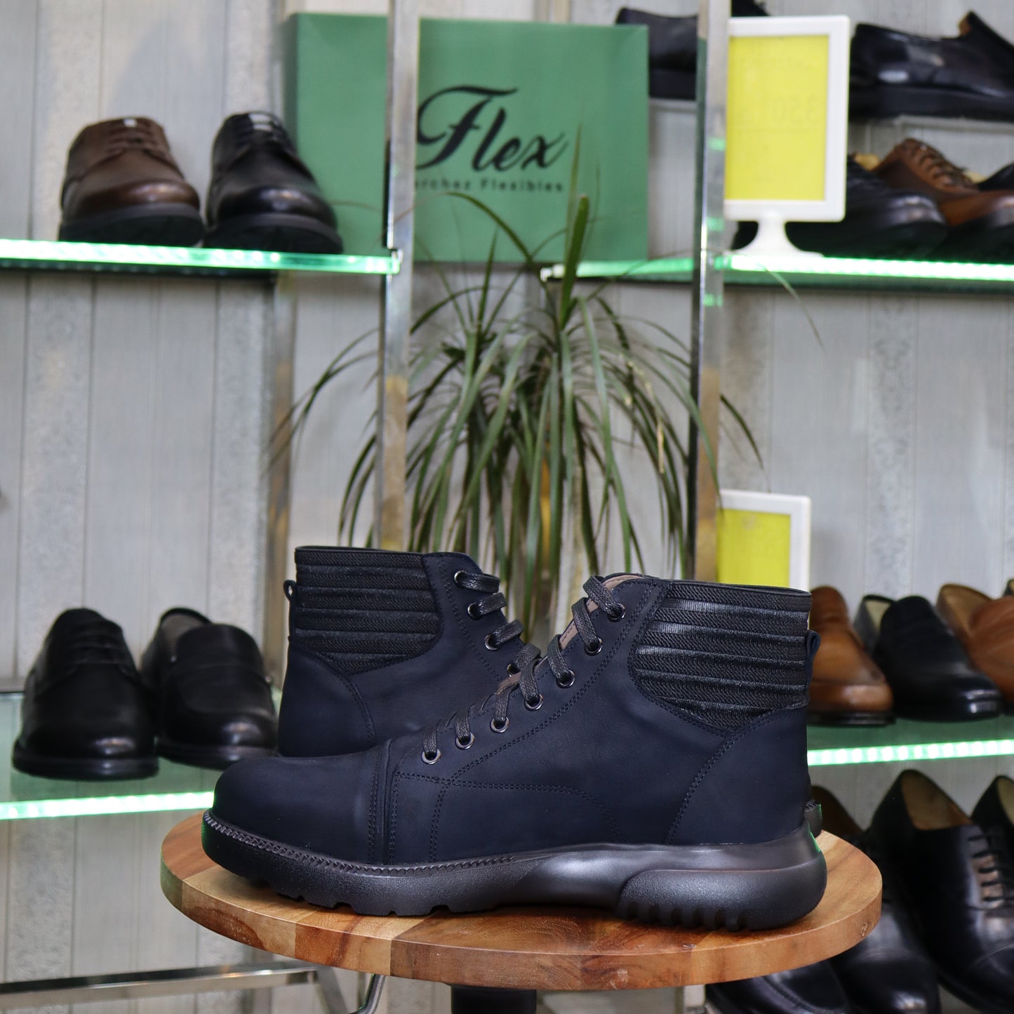 Bottine Chelsea En Cuir Noir Nubuck - Assaka