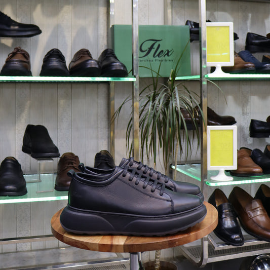 Basket  En Cuir Noir -  Cala .