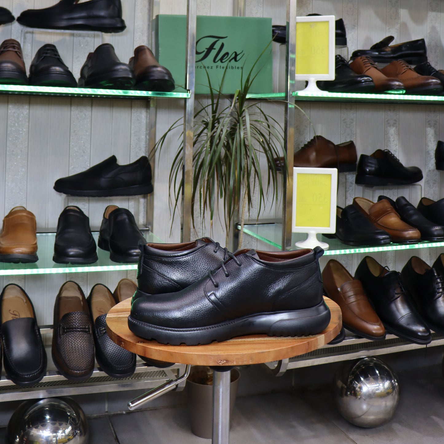 Demi Bottes En Cuir Noir  - Amlil