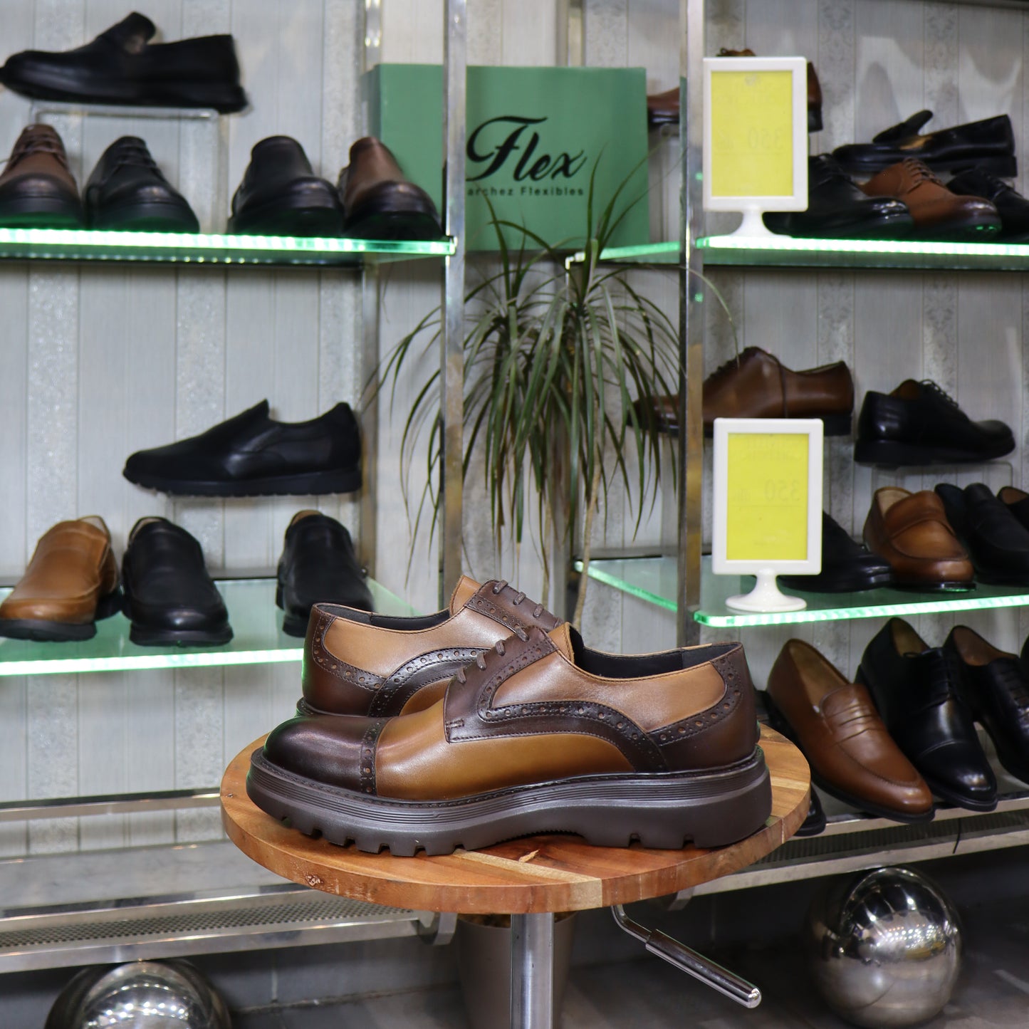 Chaussures Derby Homme En Cuir Marron– Semelle EVA FlexShoes - Dikens