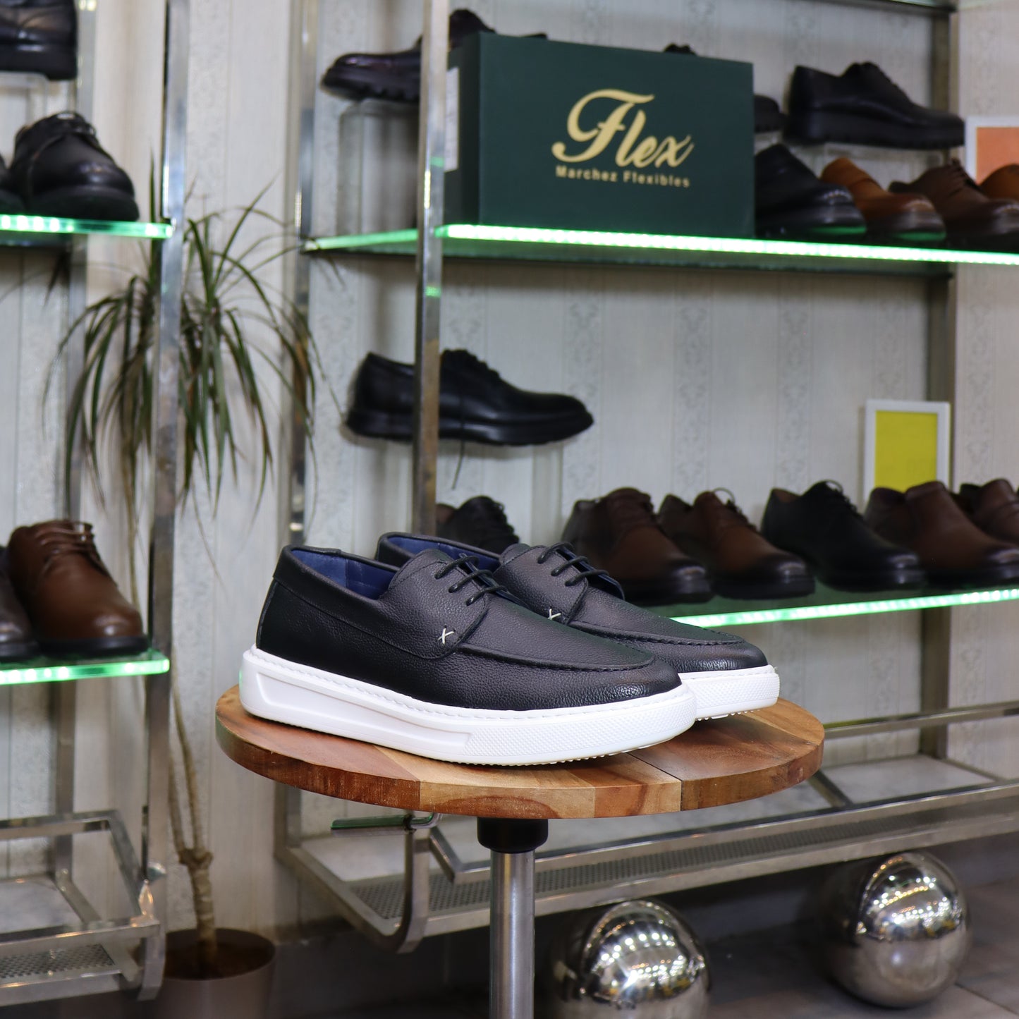 Chaussure En Cuir Noir -  Sefrou