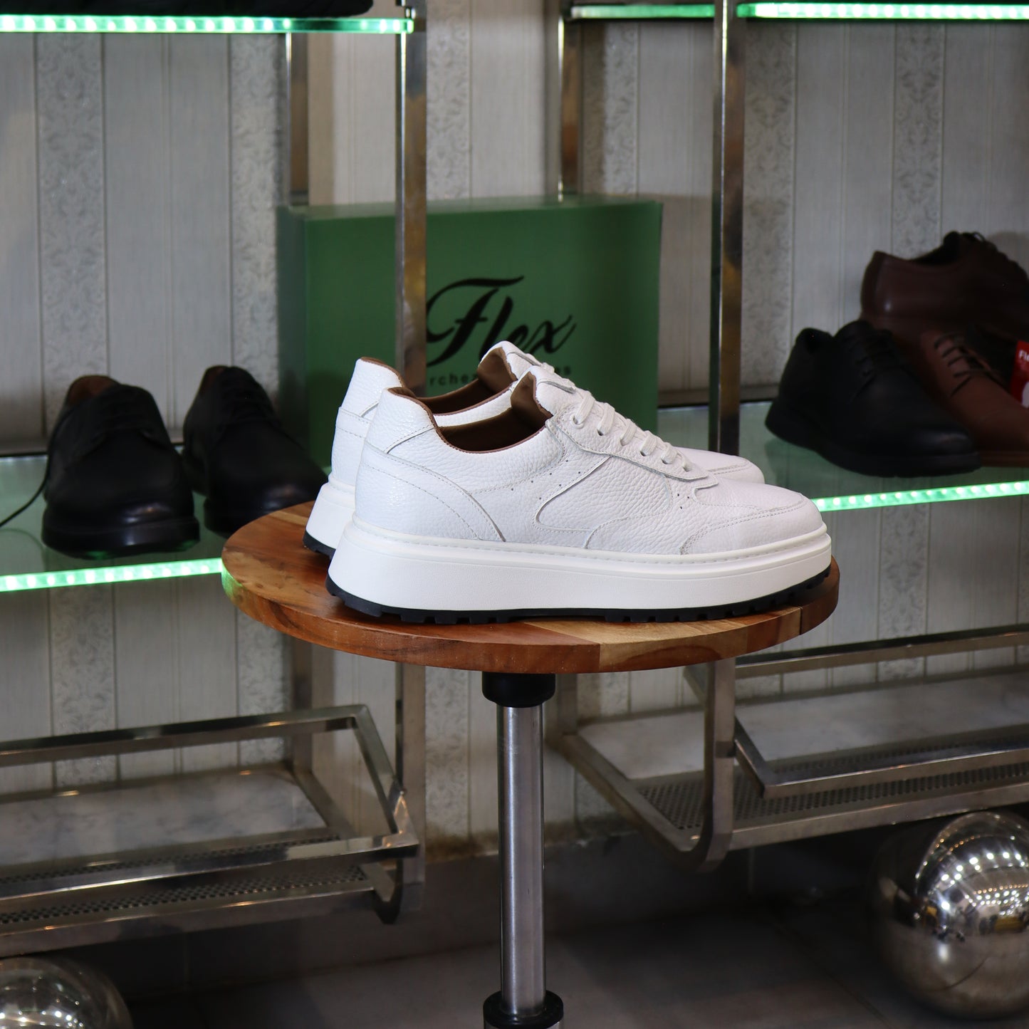 Baskets En Cuir  Blanc pour Hommes au Maroc - Tirraf