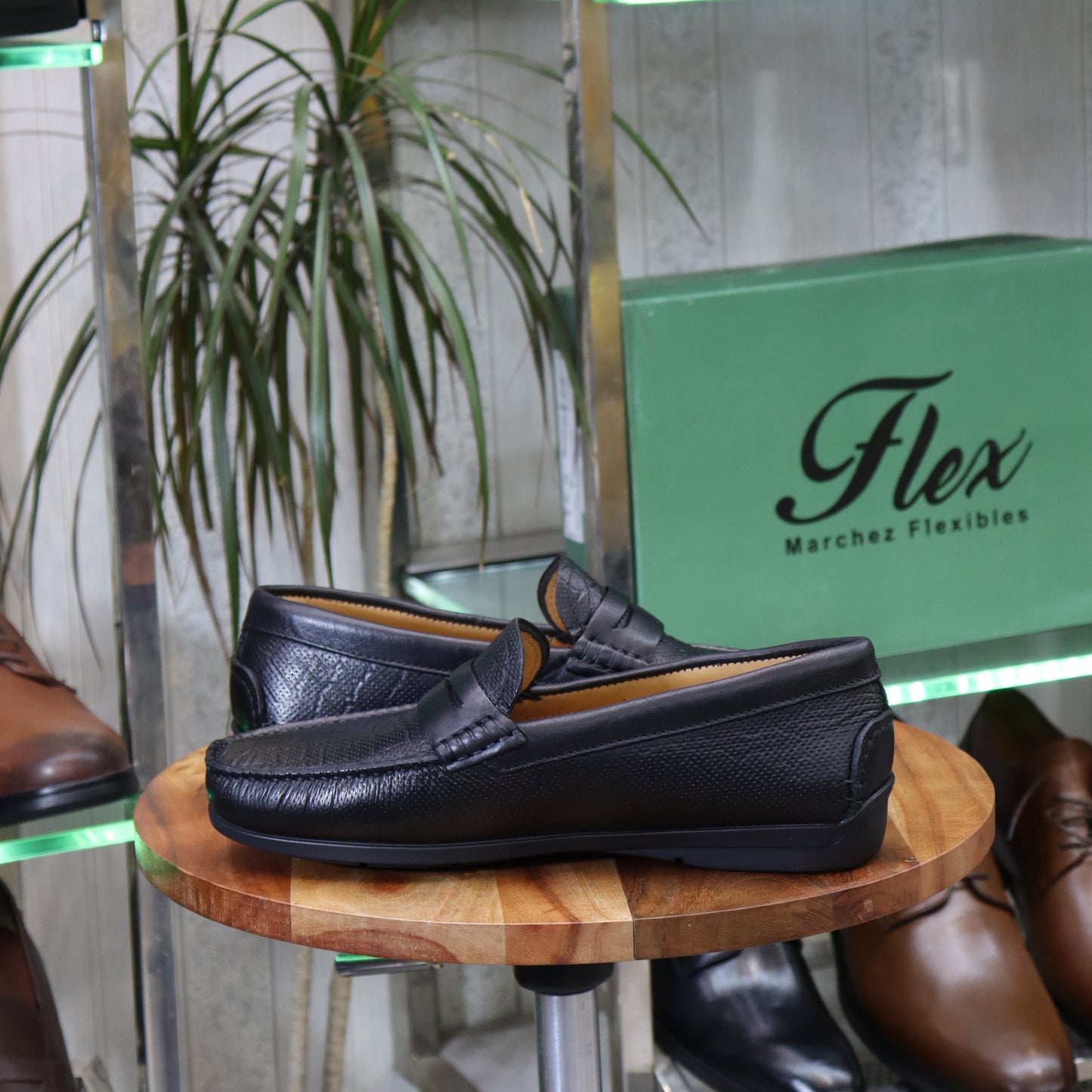 Mocassin En Cuir Noir-  Rodrigue