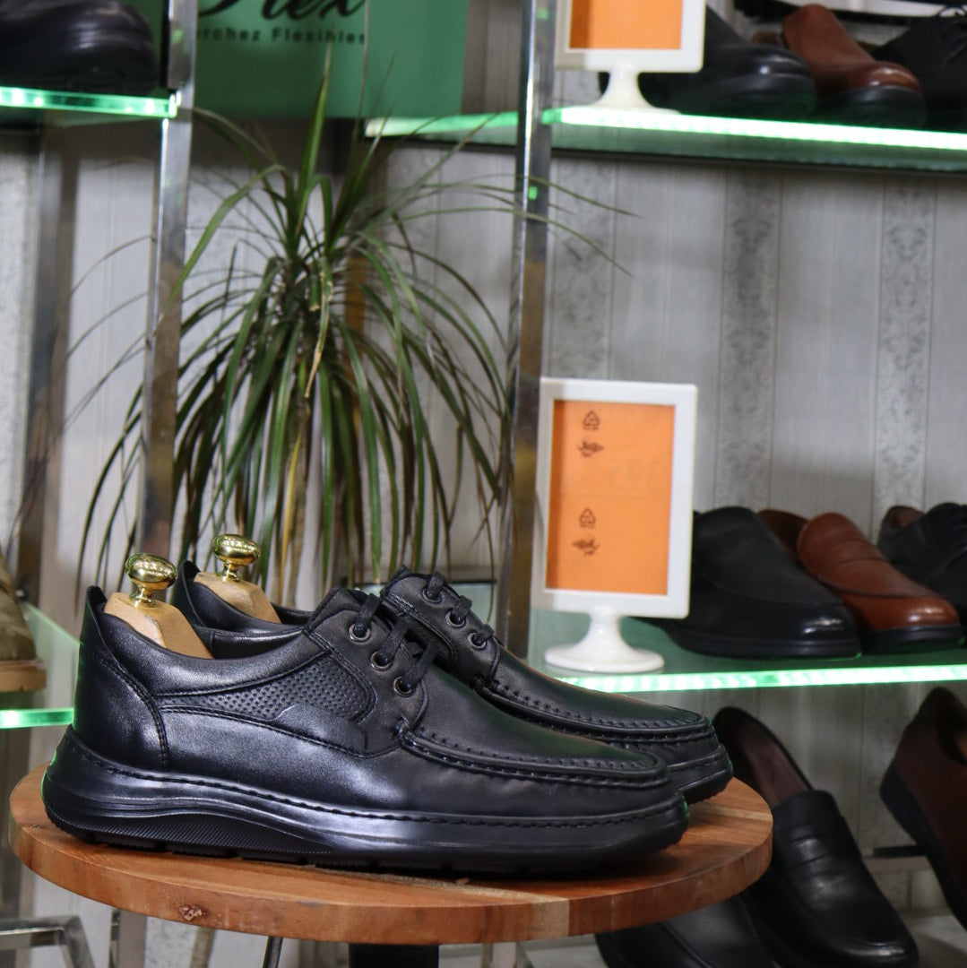 
Mocassin En Cuir  homme en cuir naturel  - Flexshoes, confort et style marocain
