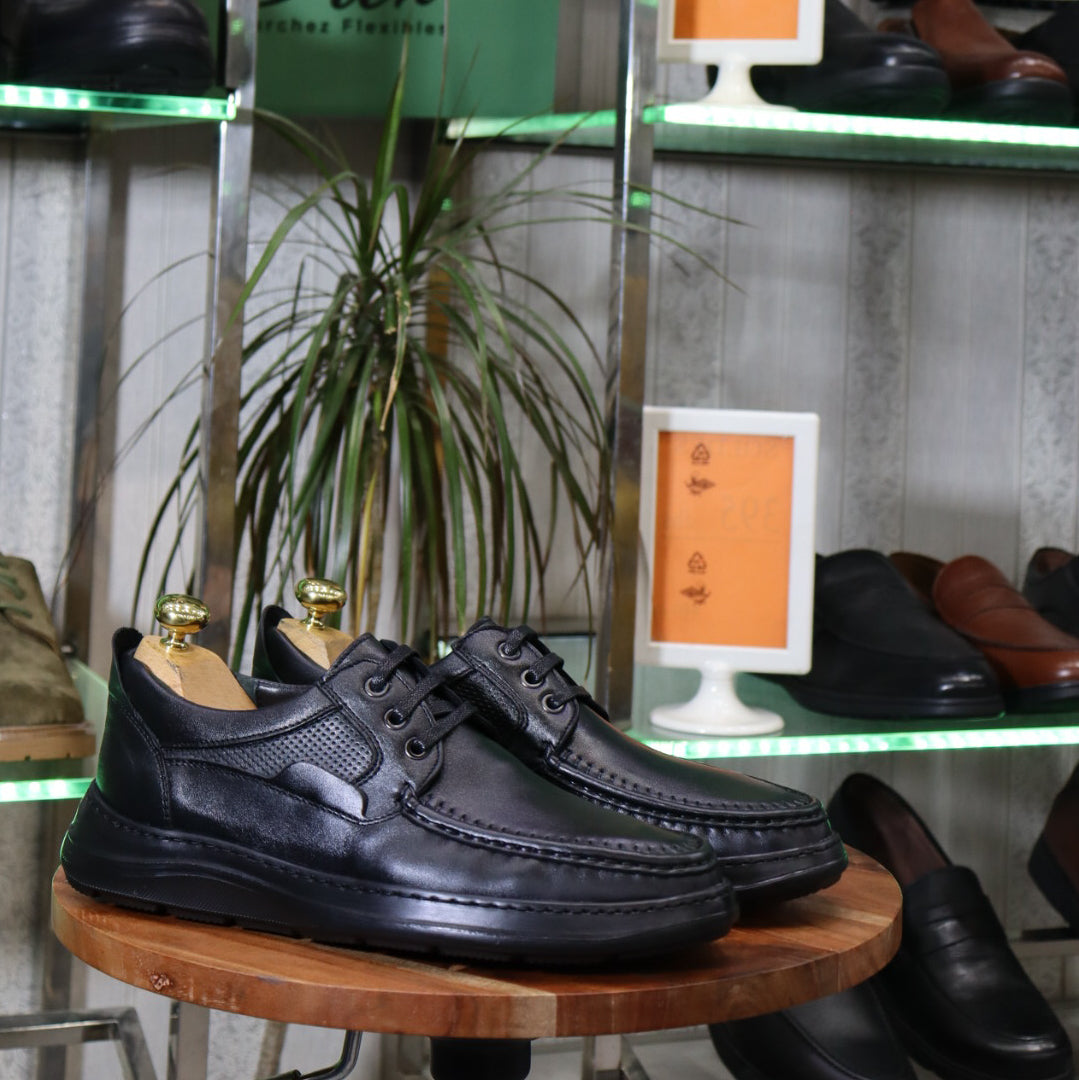 
Mocassin En Cuir  homme en cuir naturel  - Flexshoes, confort et style marocain