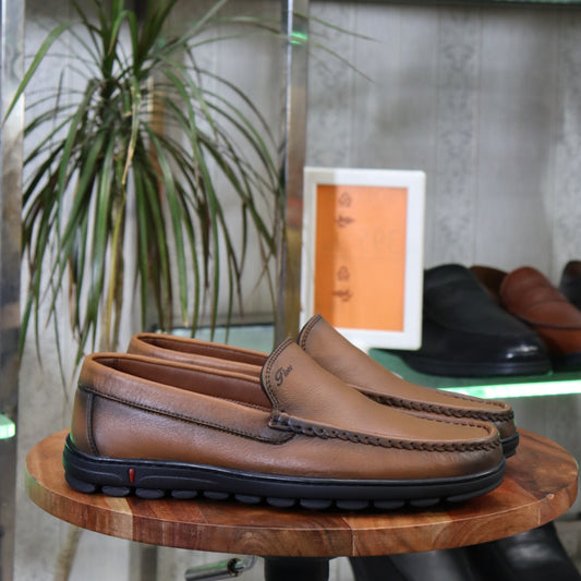 Mocassin  En cuir marron pour homme - Élégance et confort
