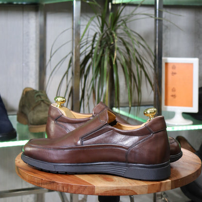 Mocassin  En cuir marron pour homme - Élégance et confort
